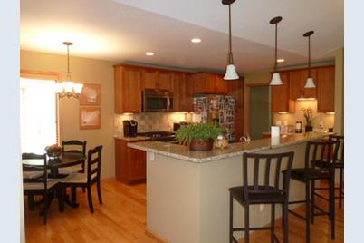 200 Heritage Dr #1 - Photo 1