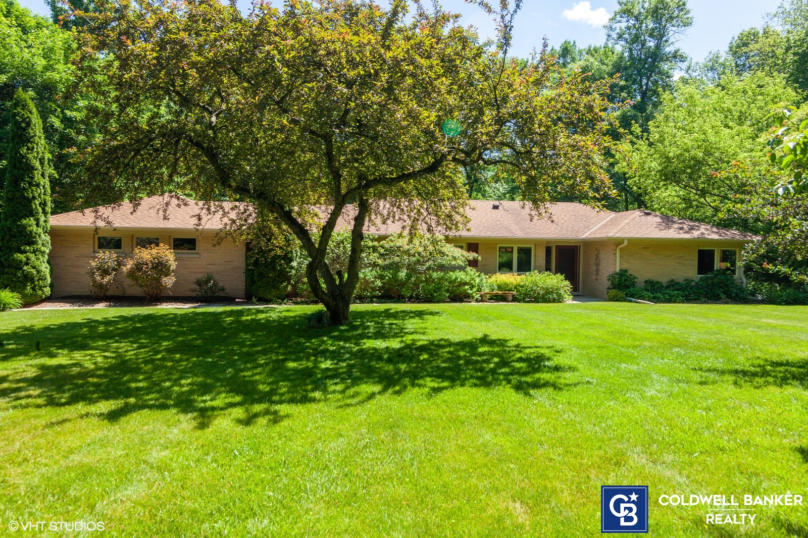 7619 N Beach Dr, Fox Point, WI 53217 MLS 1696125 Coldwell Banker