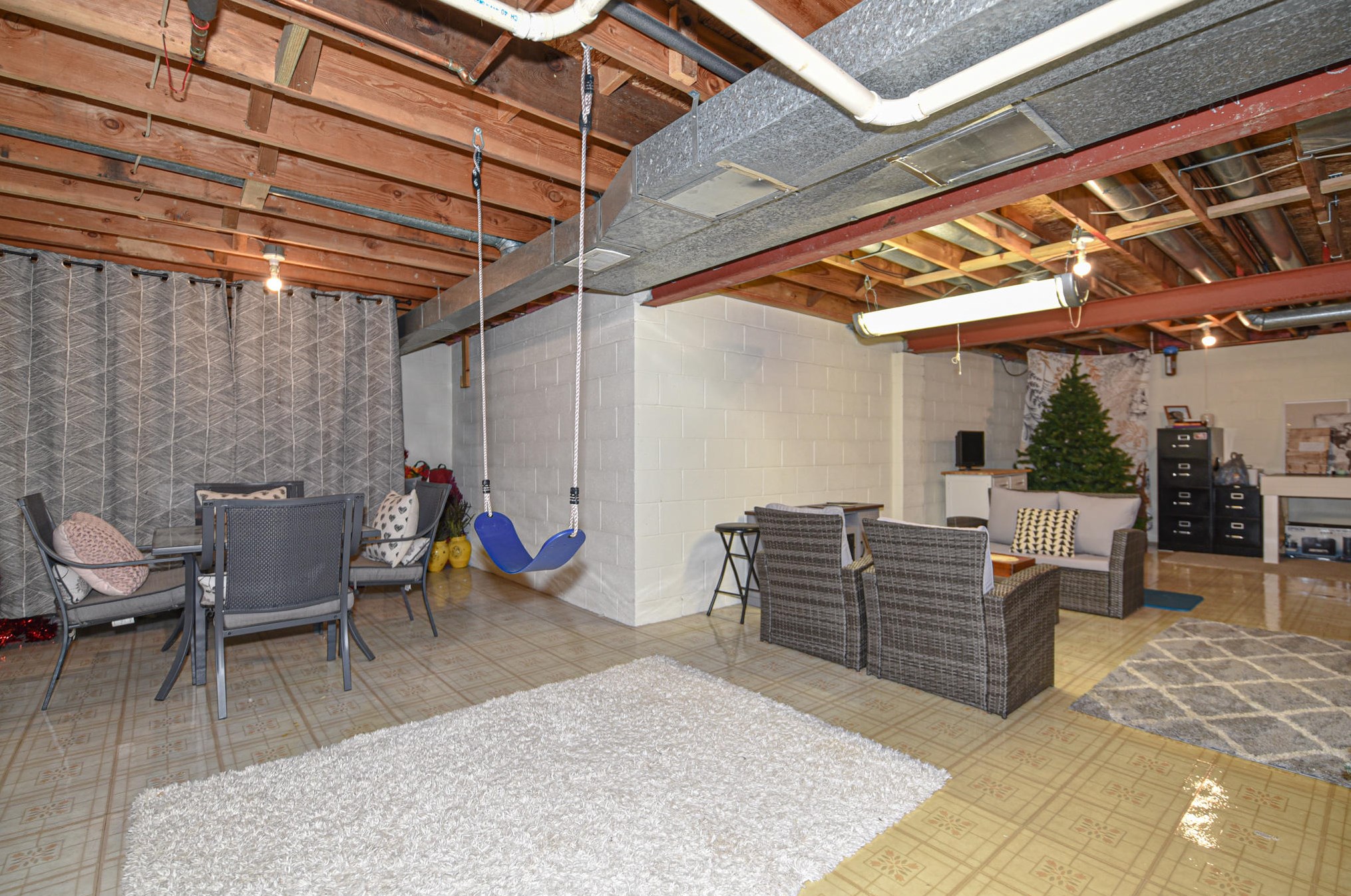 485 Green Meadow Dr, Brookfield WI 53045-3625 exterior