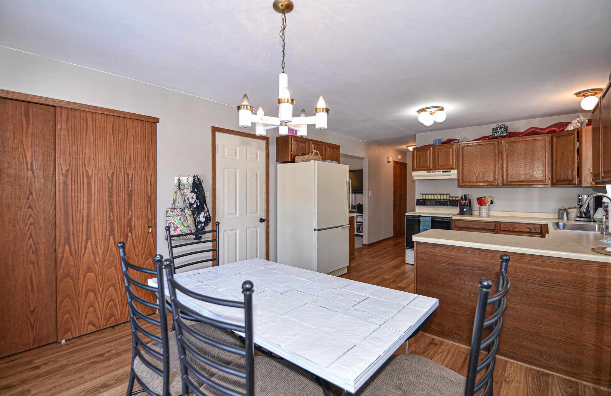 485 Green Meadow Dr, Brookfield WI 53045-3625 exterior