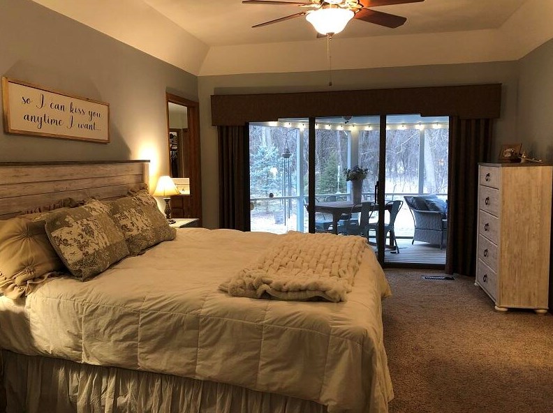 1261 Janette St, Fort Atkinson WI 53538-1635 exterior