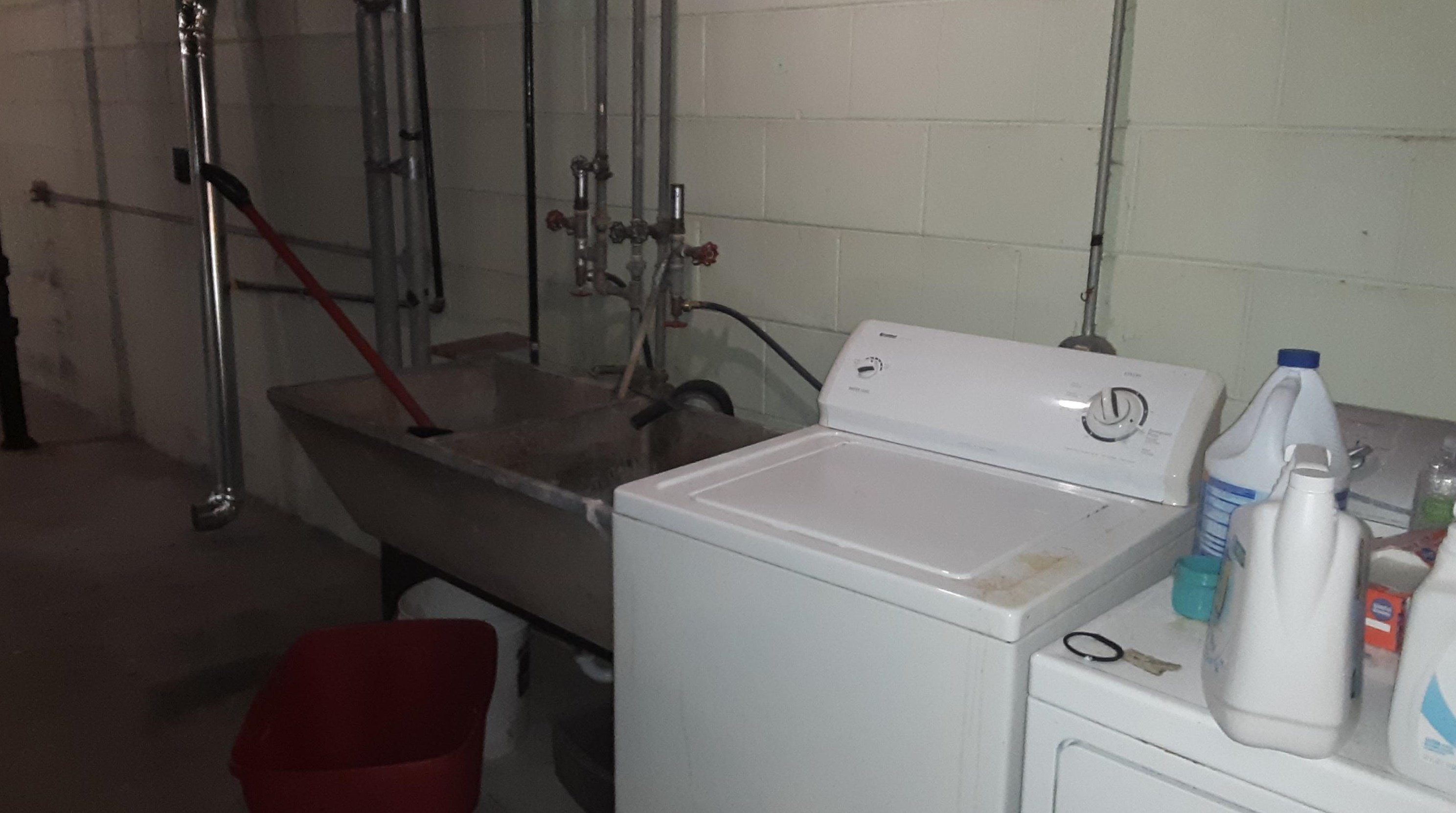 3864 68th St, Milwaukee WI  53216-2010 exterior