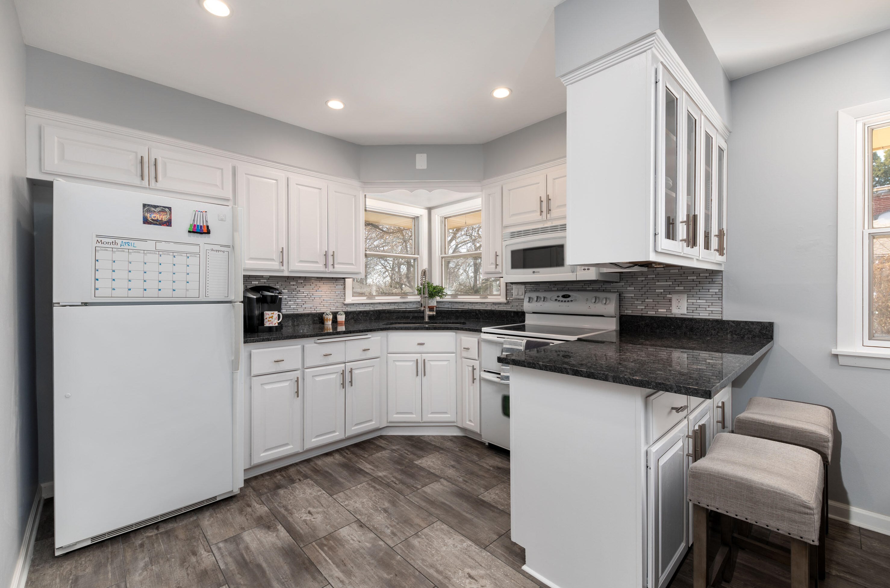 11630 Martha Dr, Milwaukee WI 53226-3920 exterior