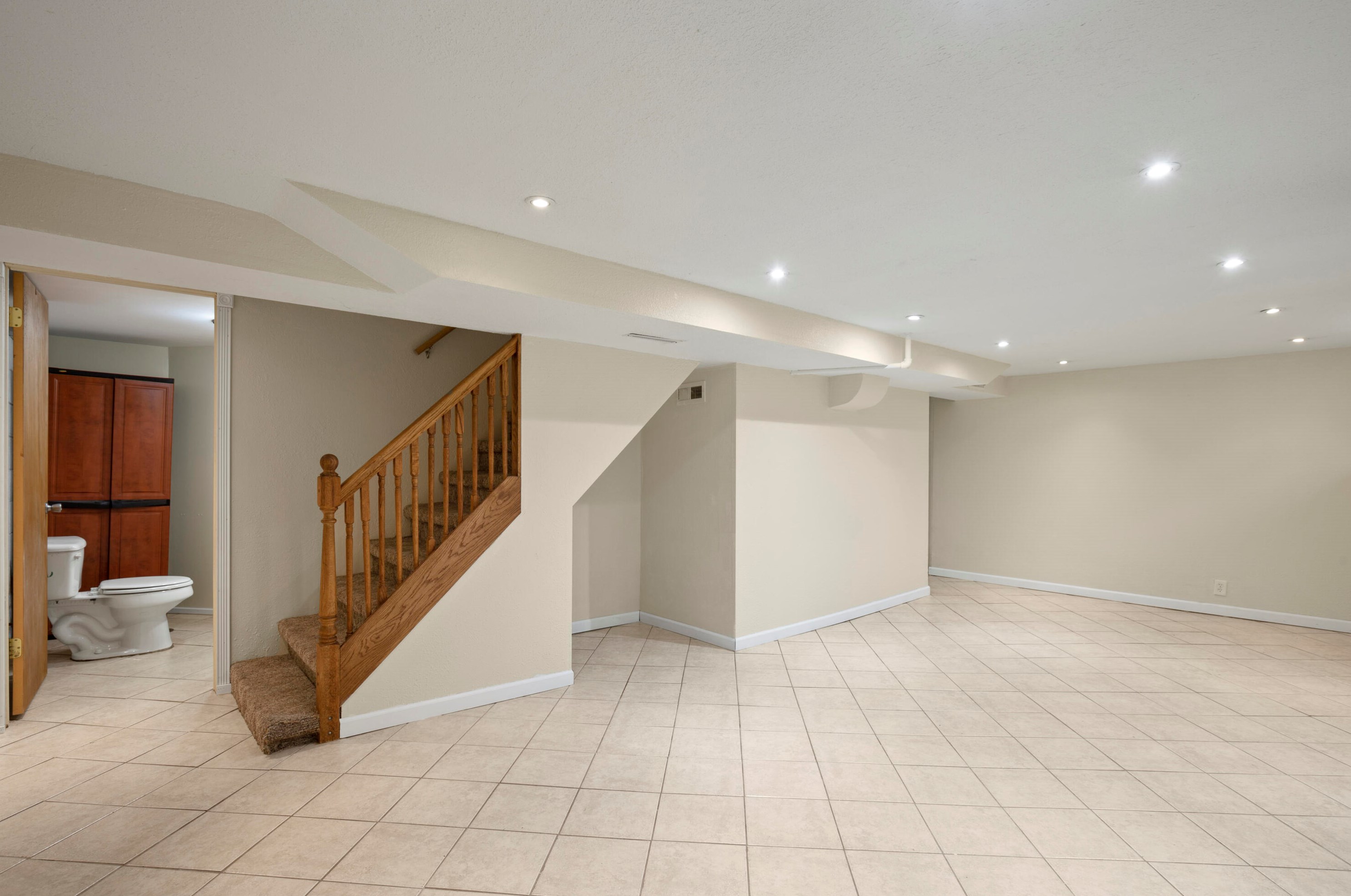 2113 Blaine Ave, Racine WI 53405-4121 exterior