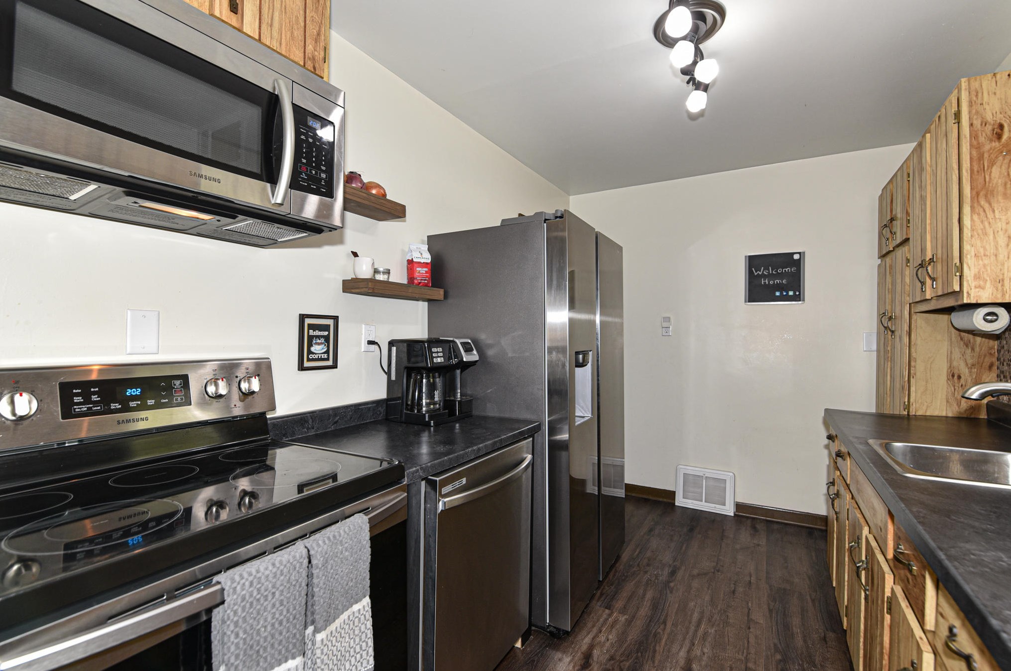 30127 Moccasin Dr, Lyons WI  53105-9466 exterior