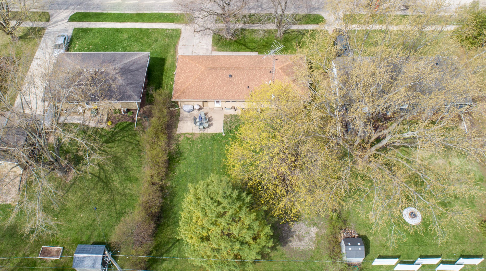 626 Harker Ave, Hartford WI  53027-2210 exterior