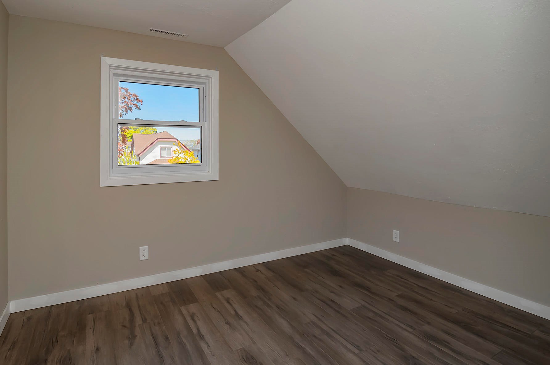 3651 Van Norman Ave, Cudahy WI  53110-1118 exterior