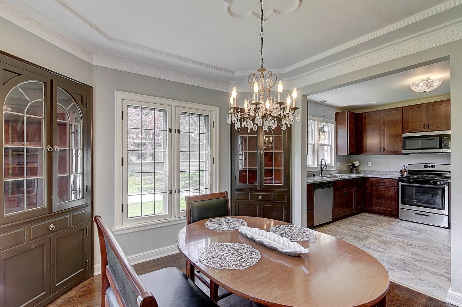 8051 37th St, Milwaukee WI  53209-1503 exterior