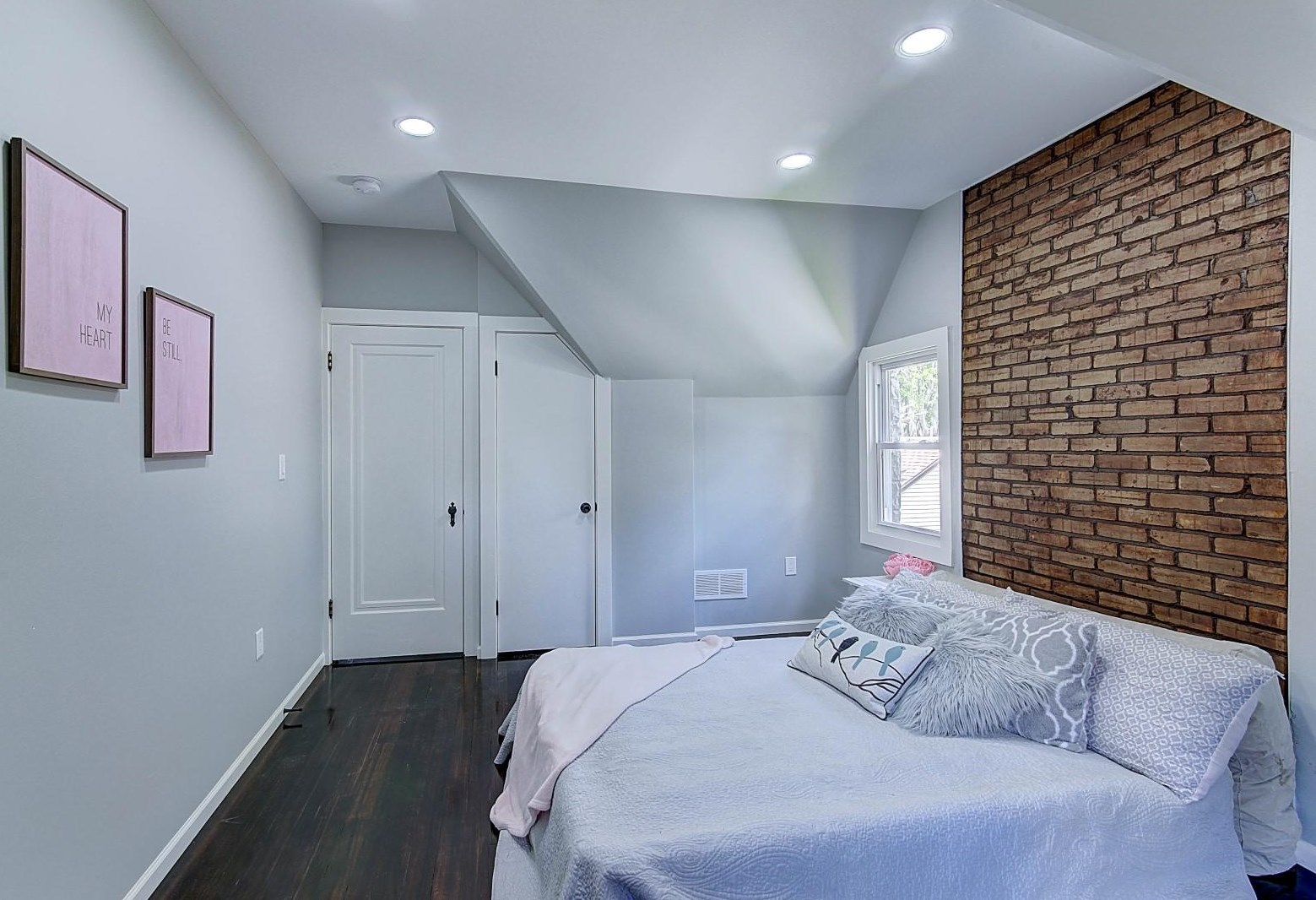 8051 37th St, Milwaukee WI  53209-1503 exterior