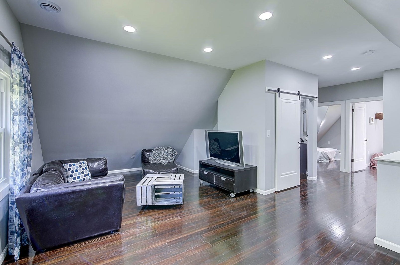 8051 37th St, Milwaukee WI  53209-1503 exterior