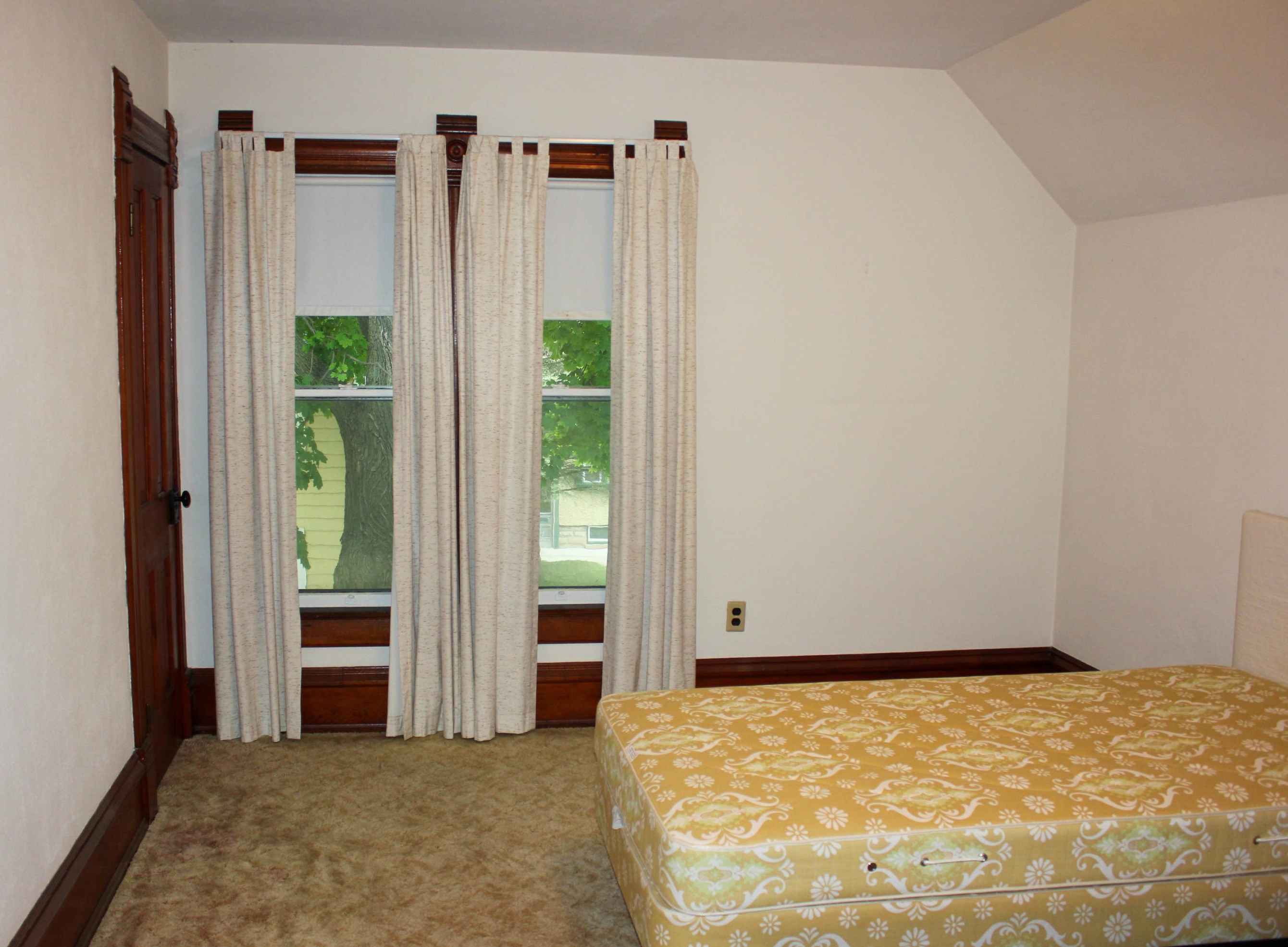 831 Eastern Ave, Plymouth WI  53073-1916 exterior