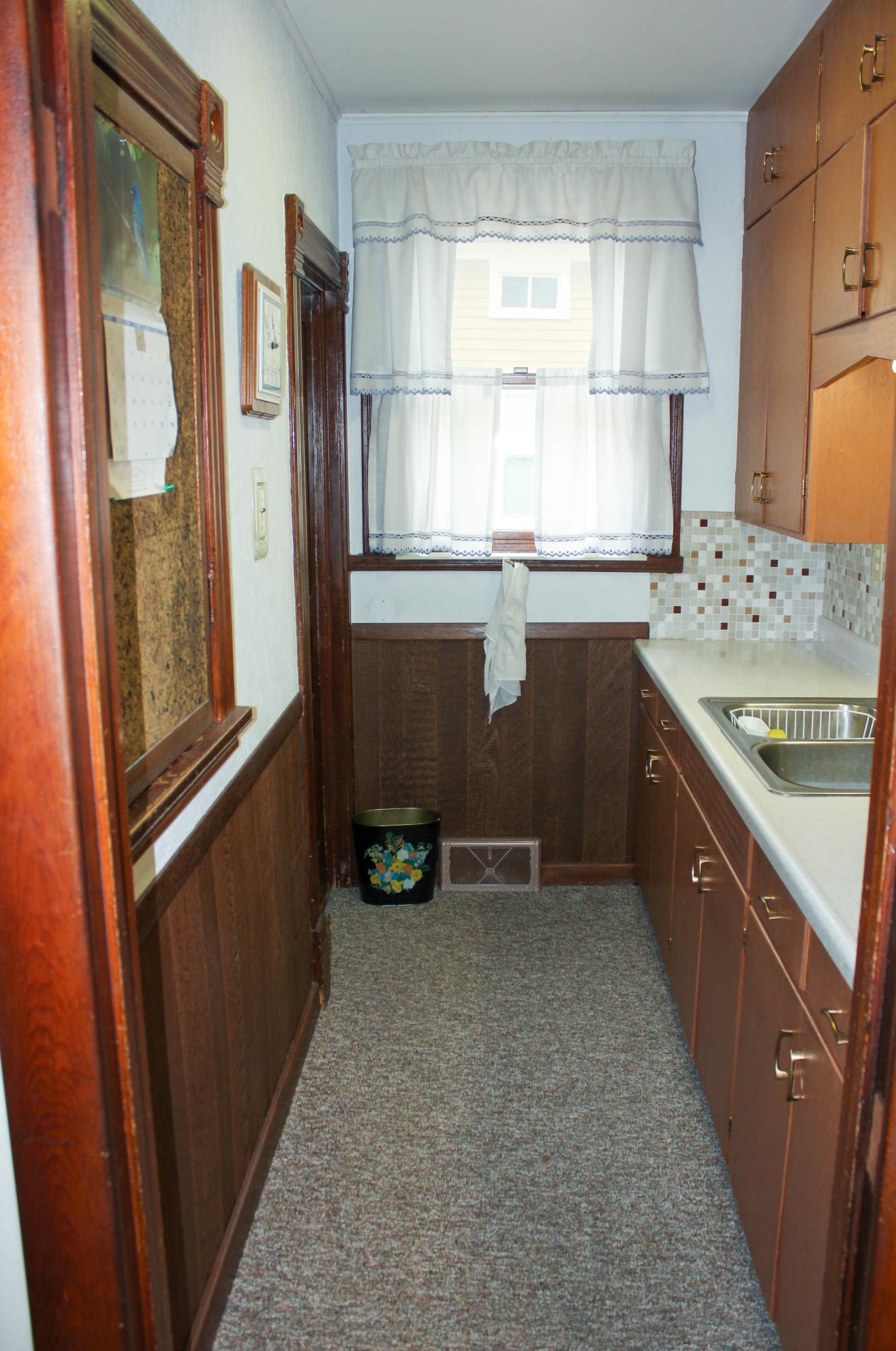 831 Eastern Ave, Plymouth WI  53073-1916 exterior