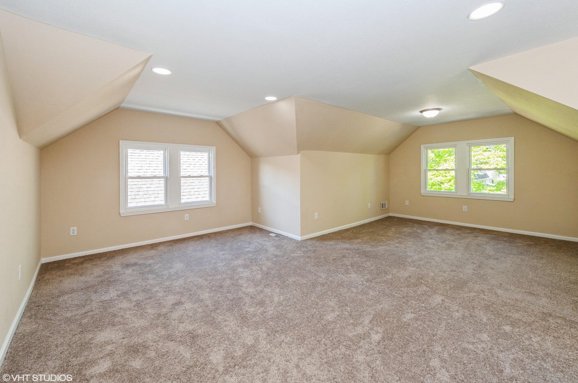 4622 38th St, Milwaukee WI  53221-2014 exterior