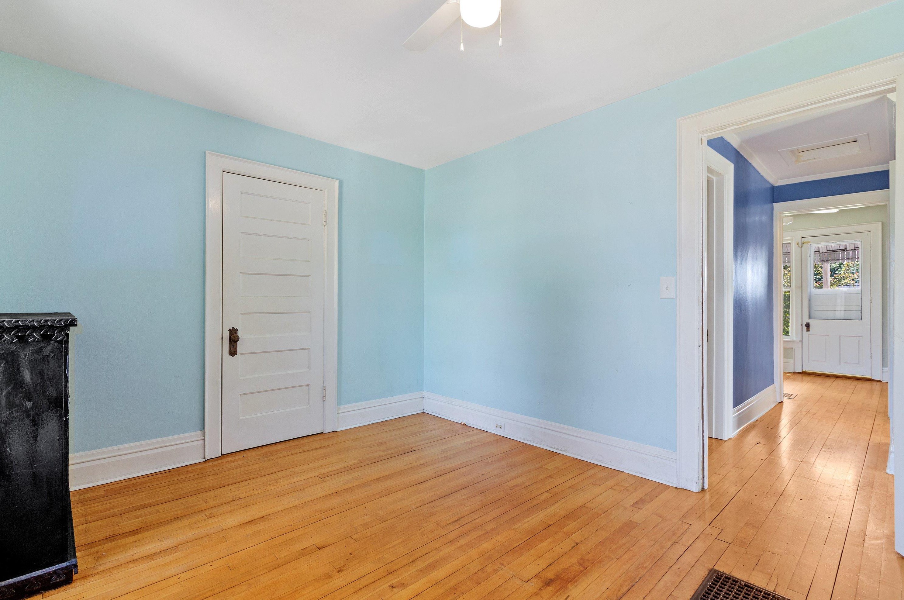 1235 Walnut St, Oshkosh WI  54901-3653 exterior
