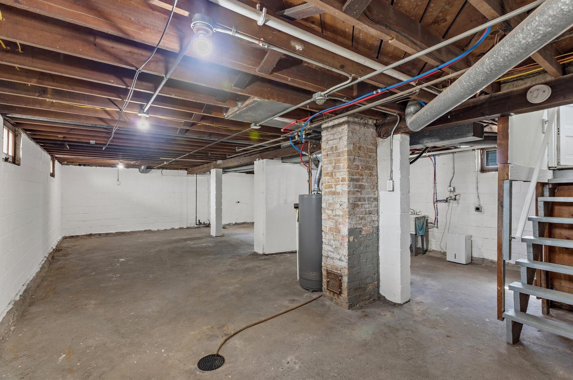 904 Romayne Ave, Racine WI  53402-4365 exterior