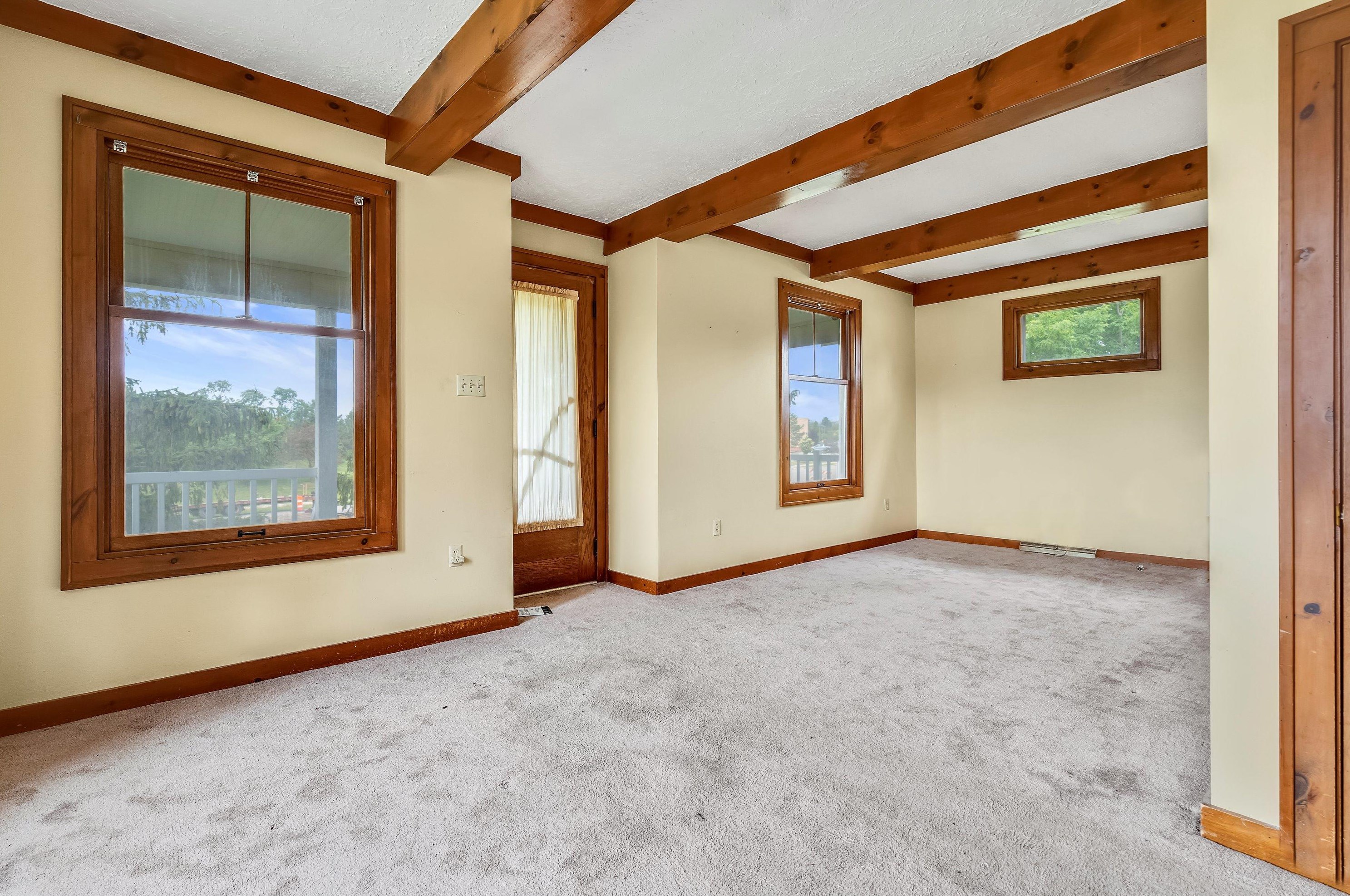 3840 Calhoun Rd, Brookfield WI  53005-2181 exterior