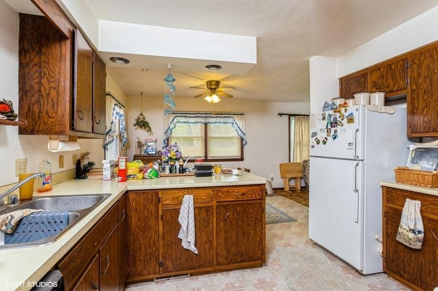 708 Stow St, Horicon WI  53032-1727 exterior