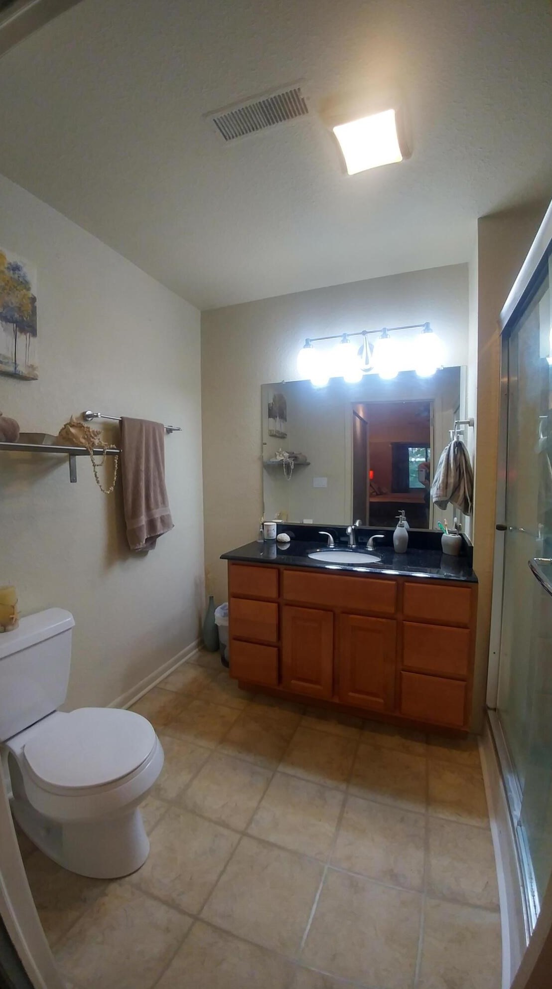 1151 W Baldwin Ct, Thiensville, WI 53092