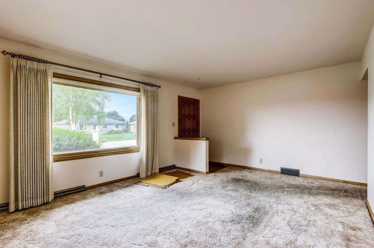 5378 Merrill Ave, Cudahy WI  53110-2112 exterior