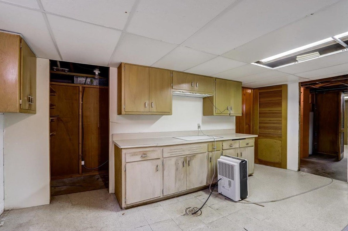 5378 Merrill Ave, Cudahy WI  53110-2112 exterior