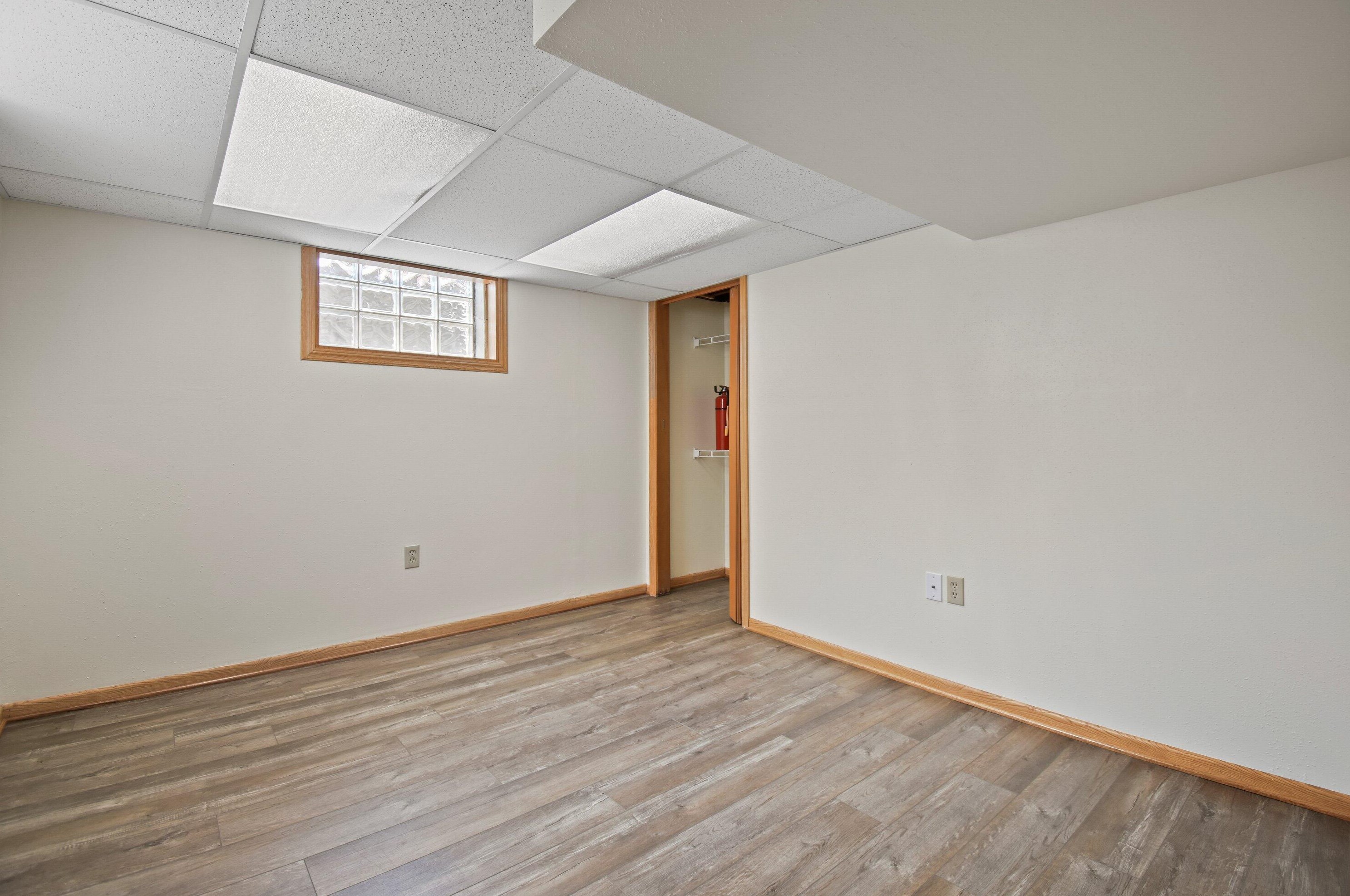 809 Willmor St, Racine WI  53402-4085 exterior