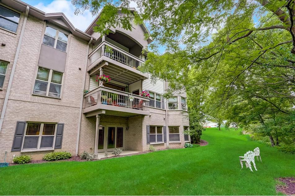 7561 W Tuckaway Pines Cir, Franklin, WI 53132 MLS 1751338 Coldwell