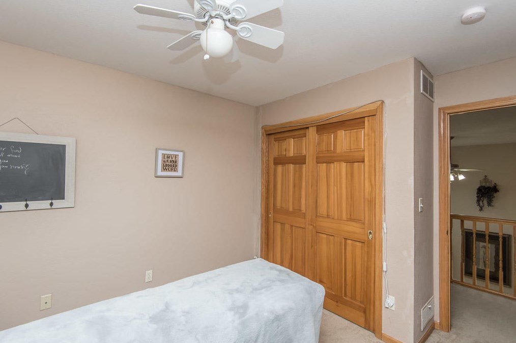 6210 Elaine Ave, Cudahy WI  53110-2919 exterior