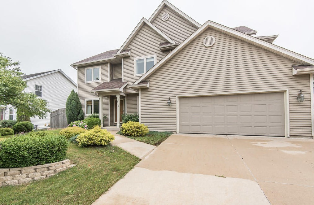 6210 Elaine Ave, Cudahy WI  53110-2919 exterior