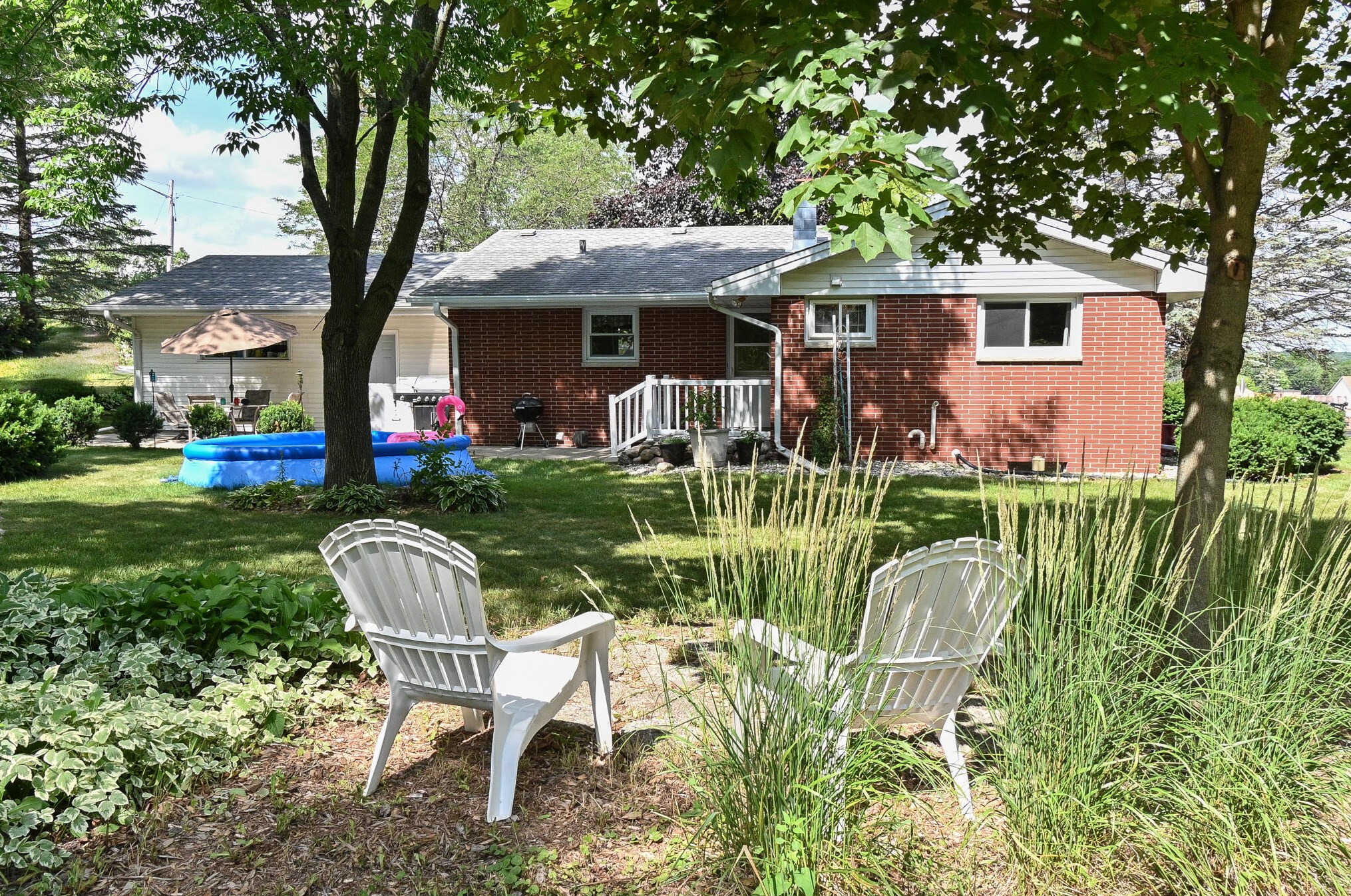 7460 49th St, Hales Corners WI  53132-9443 exterior