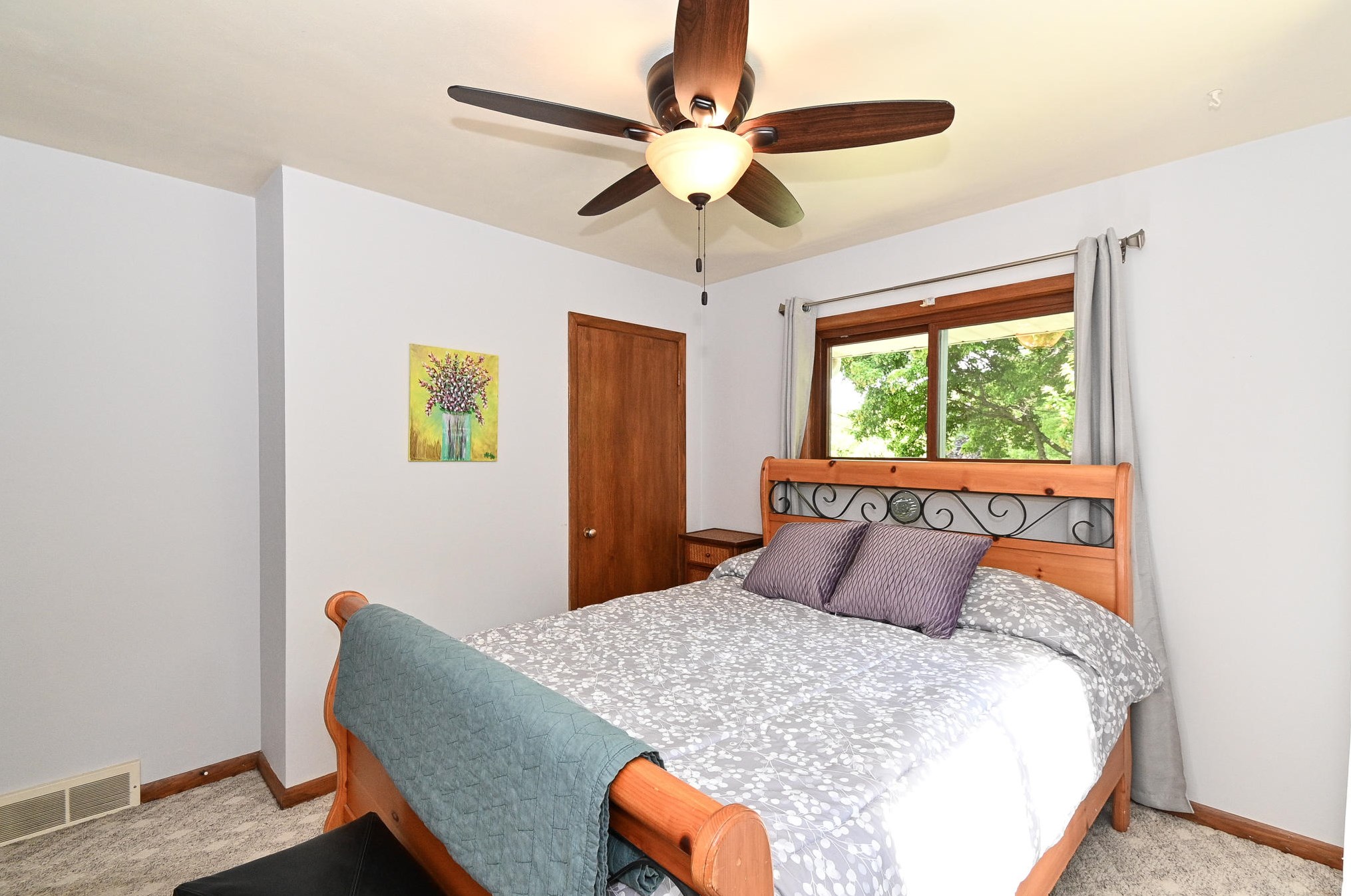 7460 49th St, Hales Corners WI  53132-9443 exterior