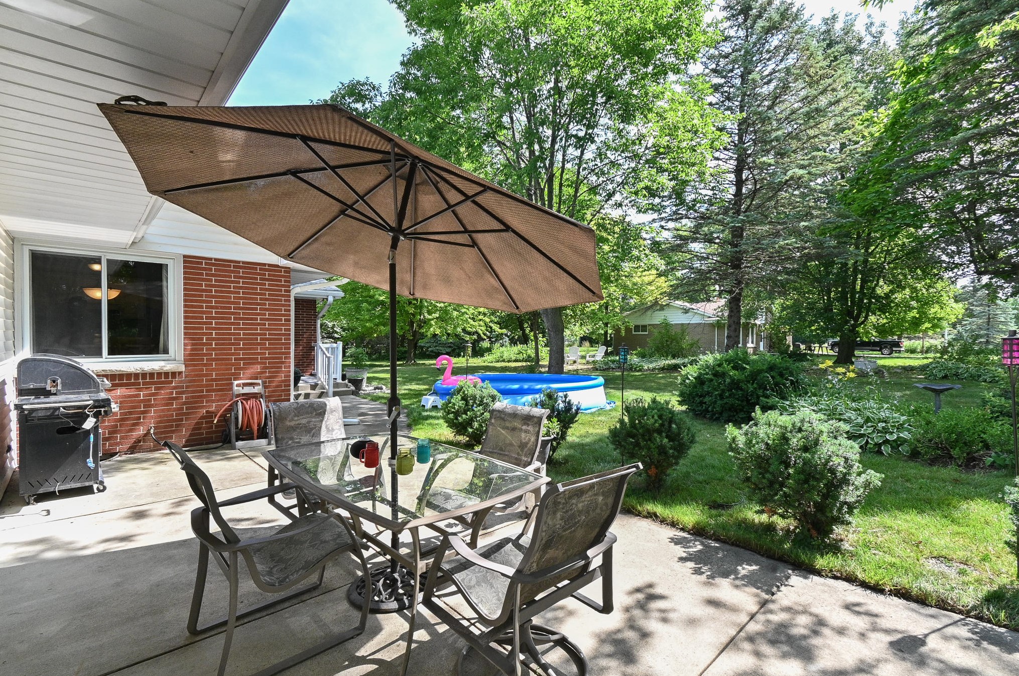 7460 49th St, Hales Corners WI  53132-9443 exterior