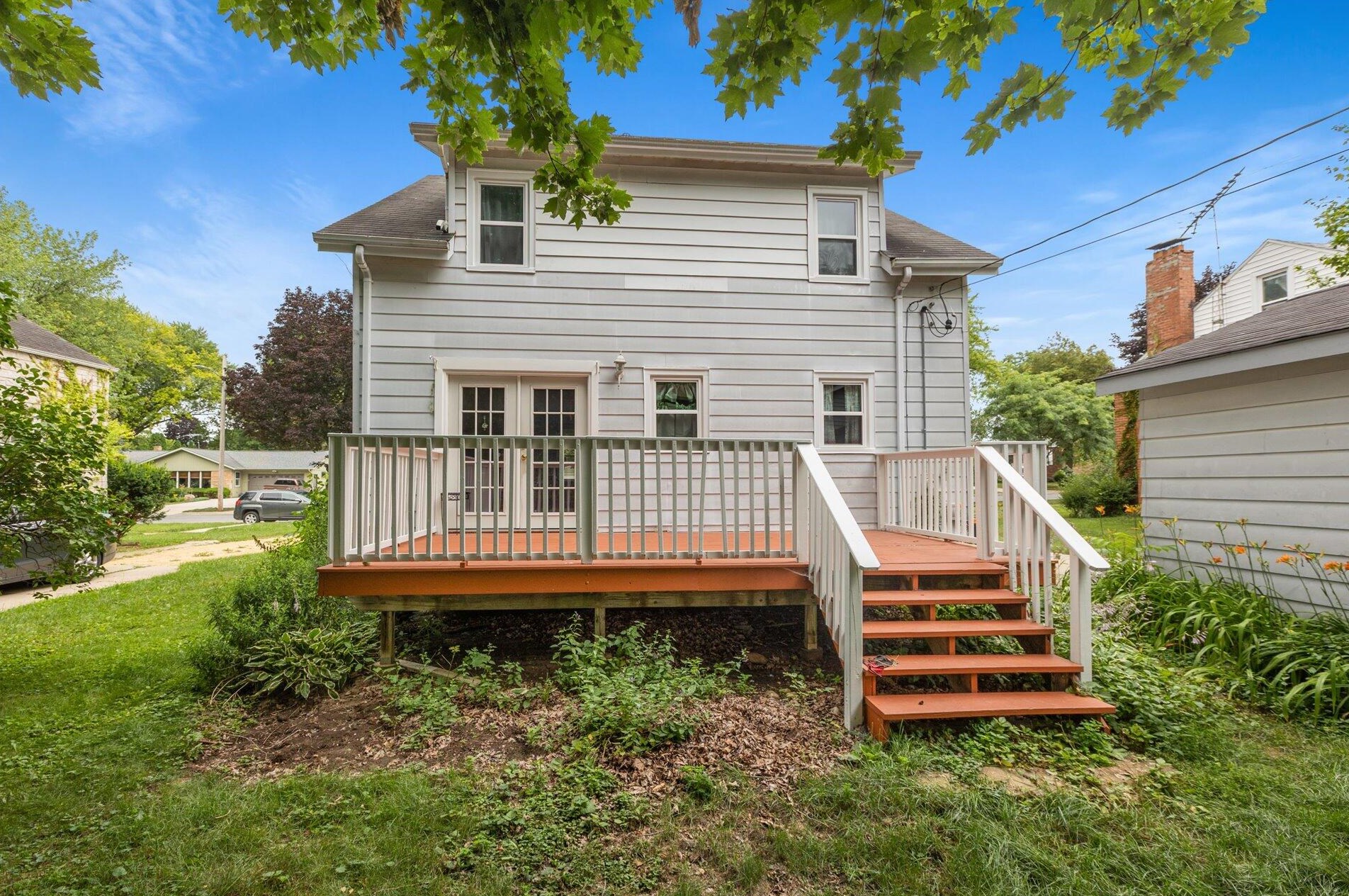 221 Vine St, Delavan WI  53115-1645 exterior