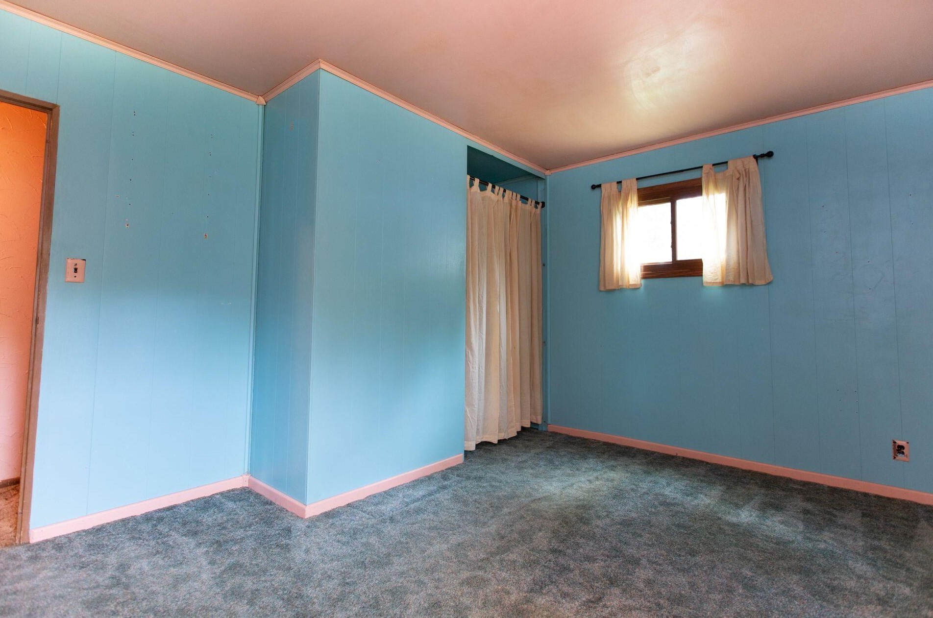 7354 36th St, Hales Corners WI  53132-9466 exterior