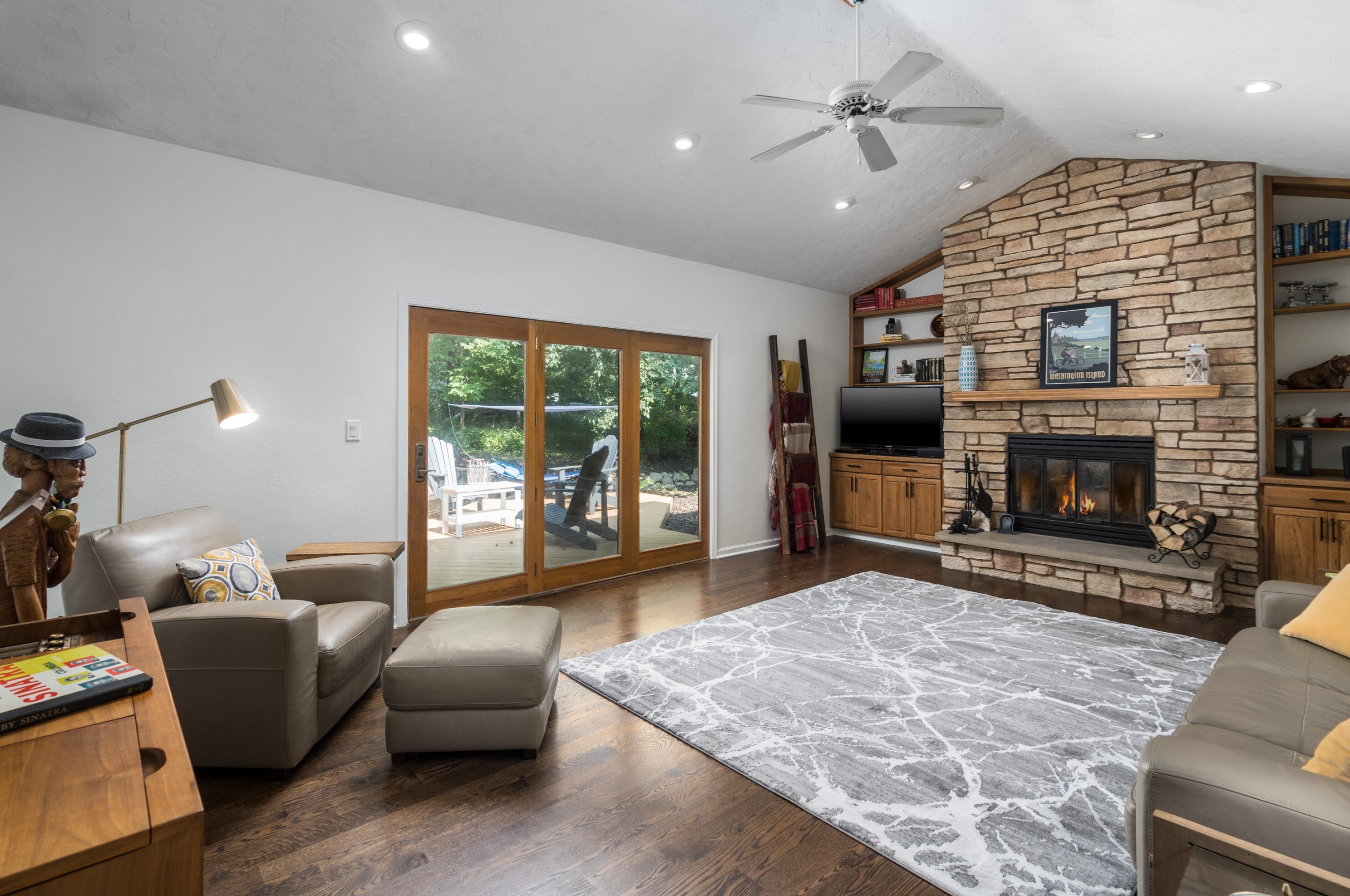 940 Satinwood Ct, Brookfield WI  53005-6852 exterior