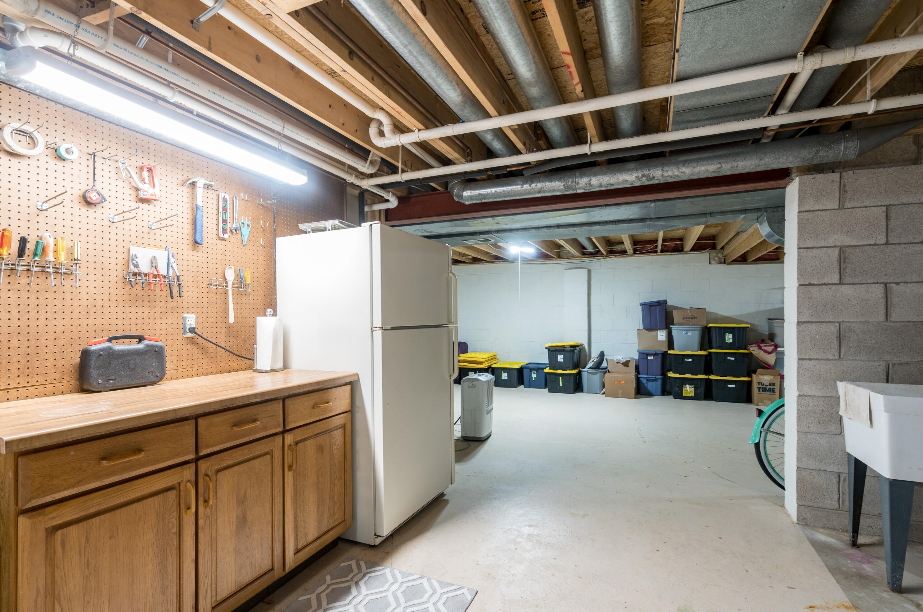 940 Satinwood Ct, Brookfield WI  53005-6852 exterior