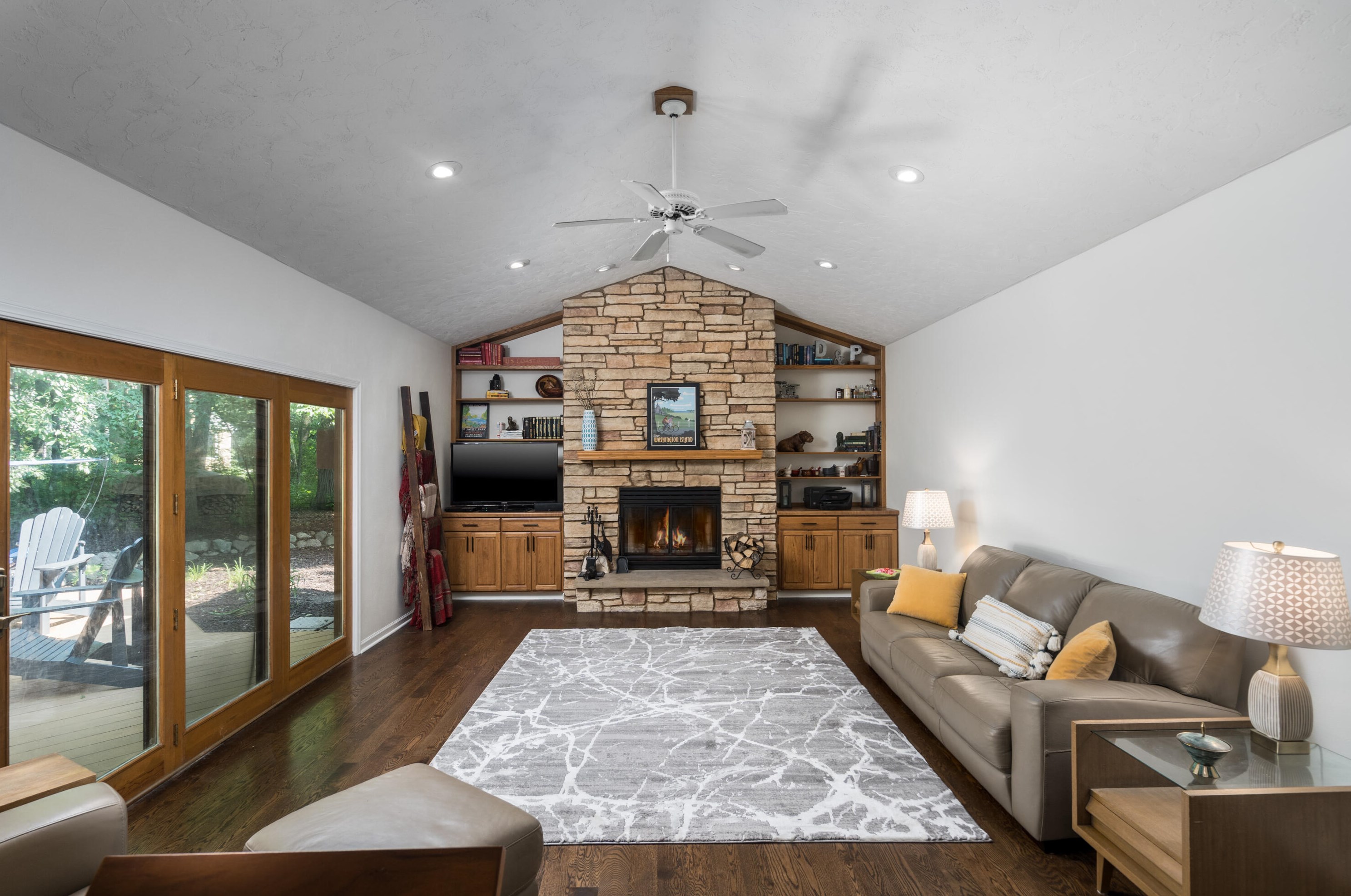 940 Satinwood Ct, Brookfield WI  53005-6852 exterior