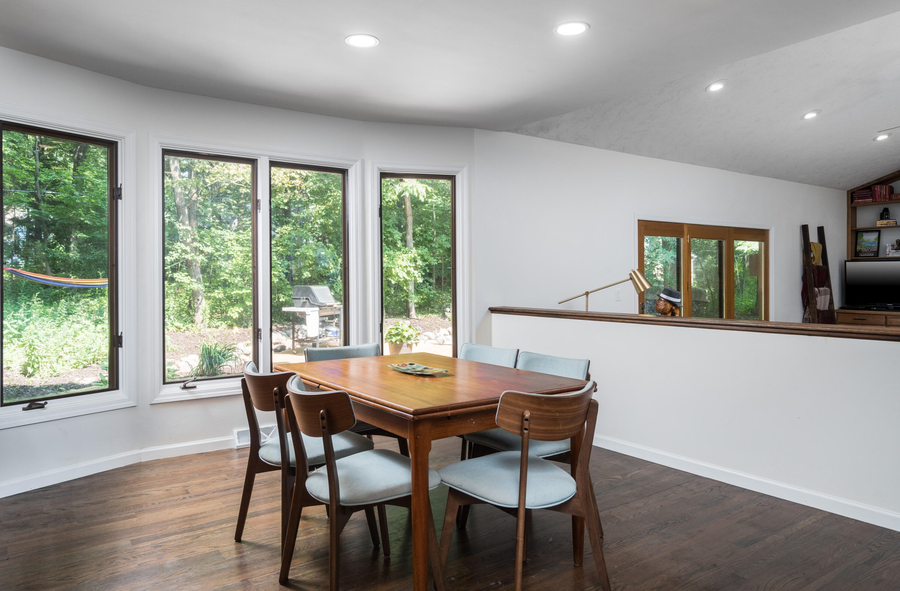 940 Satinwood Ct, Brookfield WI  53005-6852 exterior