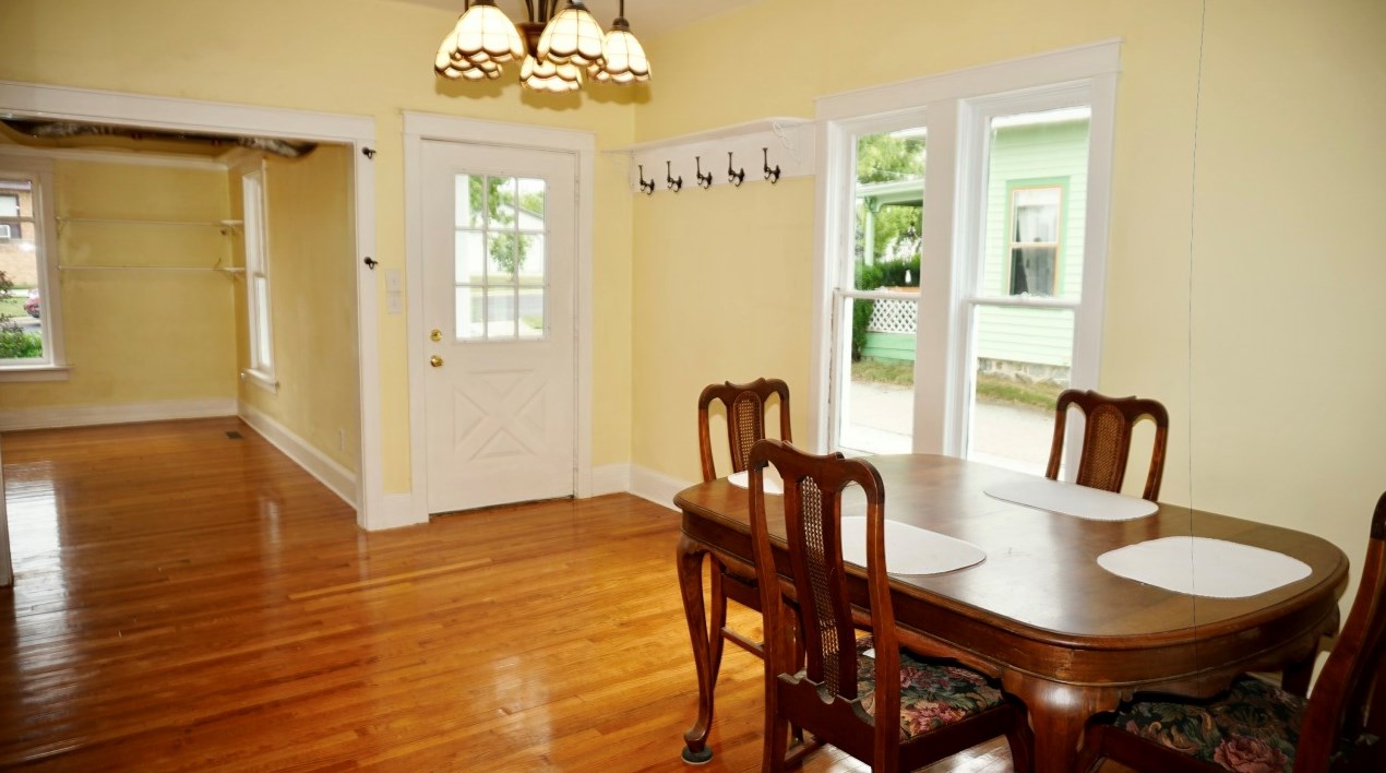 1024 New St, Union Grove WI  53182-1108 exterior