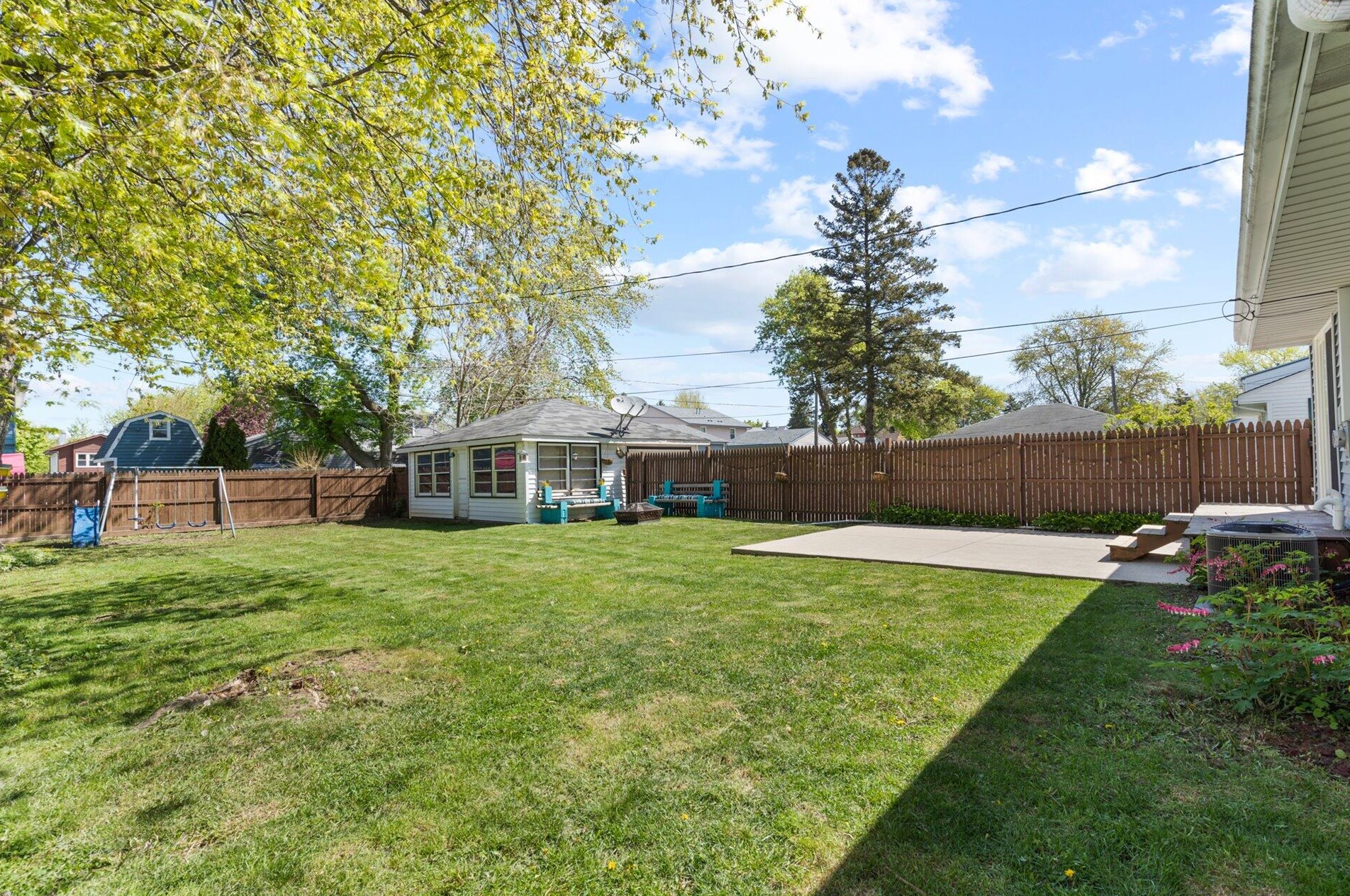 2616 Vogel Ave, Cudahy WI  53110-1826 exterior