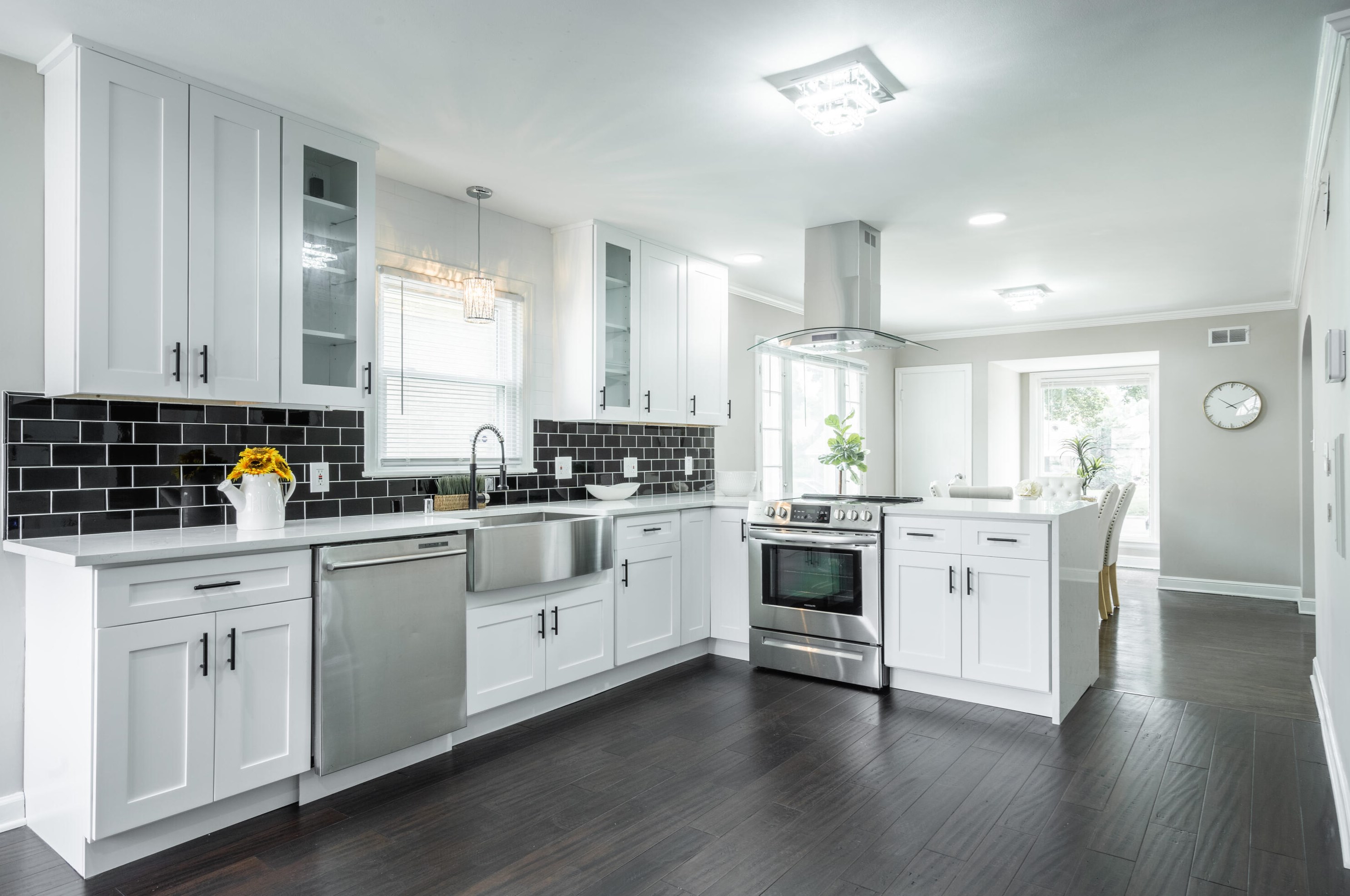 3619 54th Blvd, Milwaukee WI  53216-2805 exterior