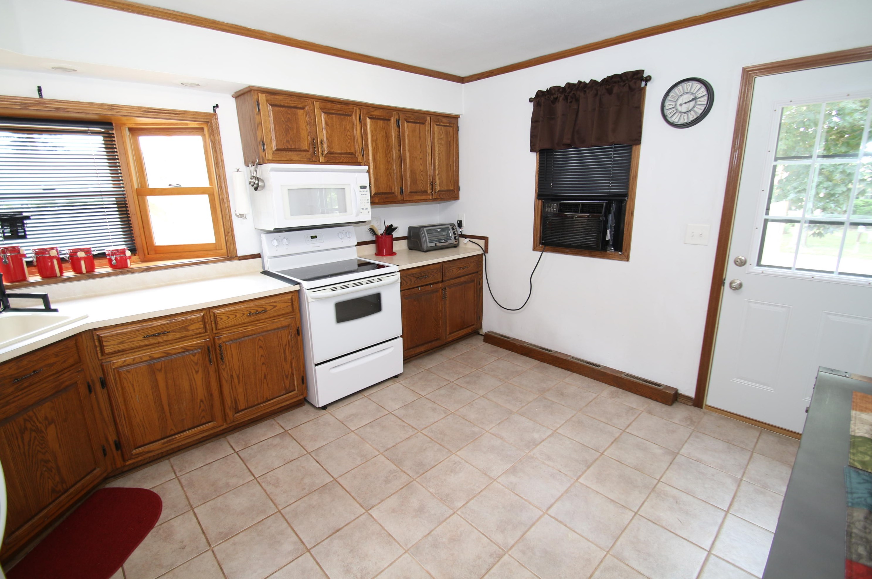 2800 17th Ave, South Milwaukee WI  53172-2916 exterior