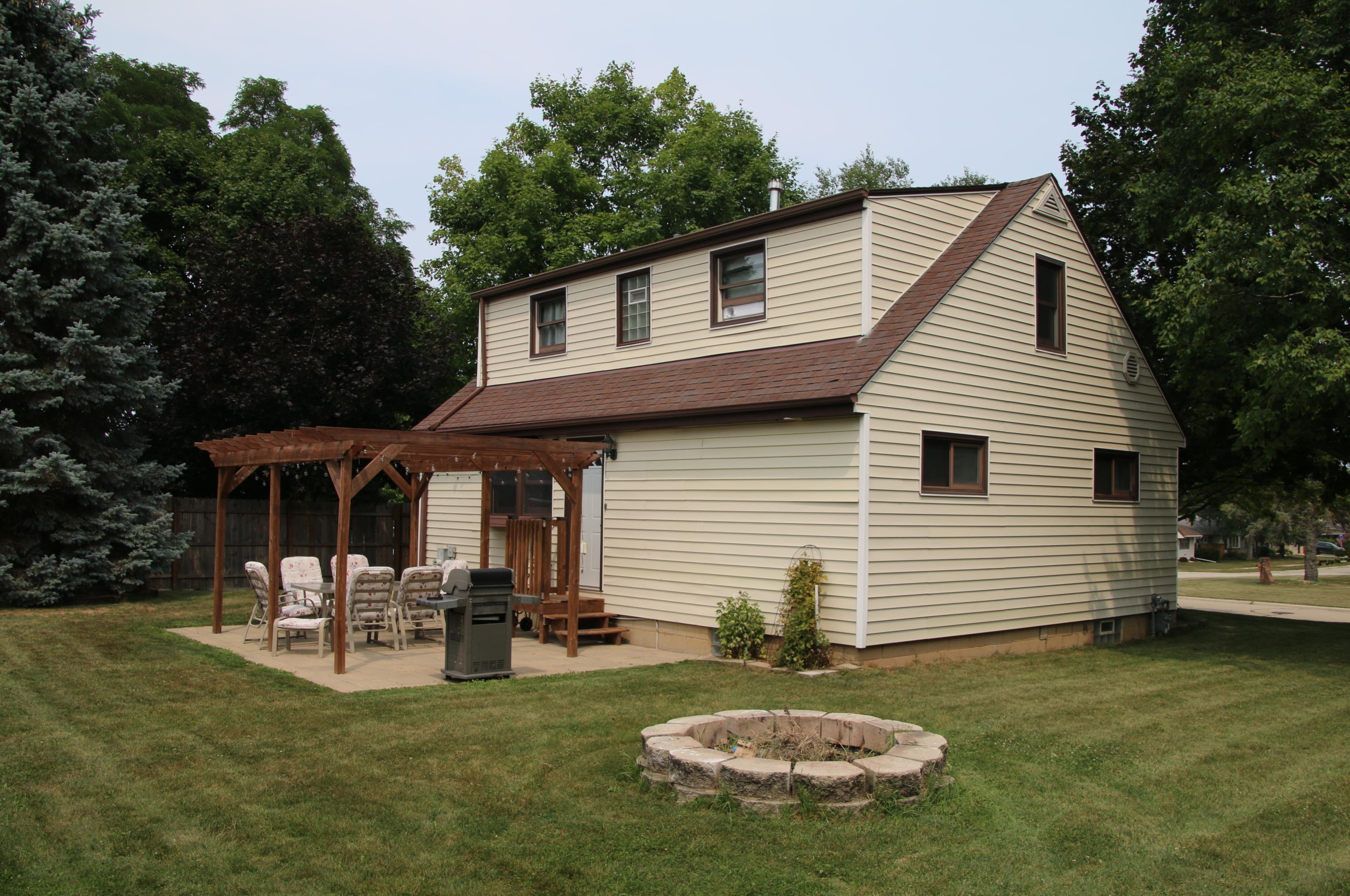 2800 17th Ave, South Milwaukee WI  53172-2916 exterior