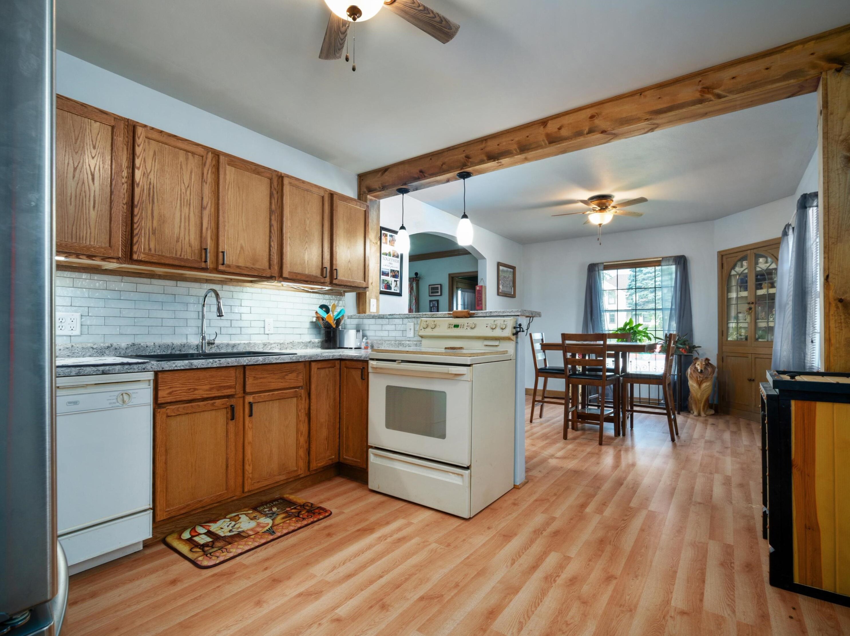 337 North St, Plymouth WI 53073-1227 exterior