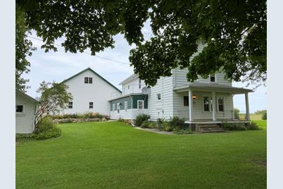 8724 Post Rd - Photo 1