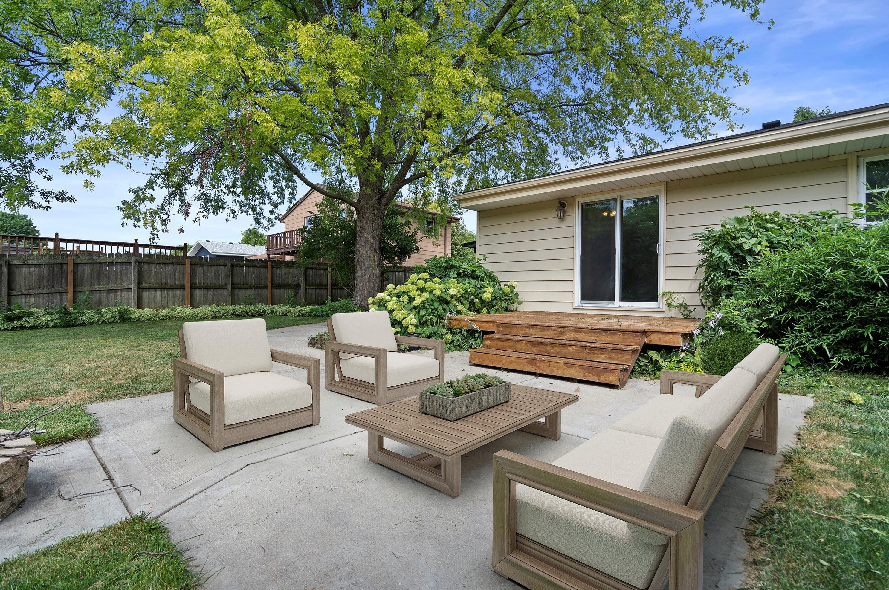 2313 Montana Ave, Oak Creek WI  53154-2437 exterior
