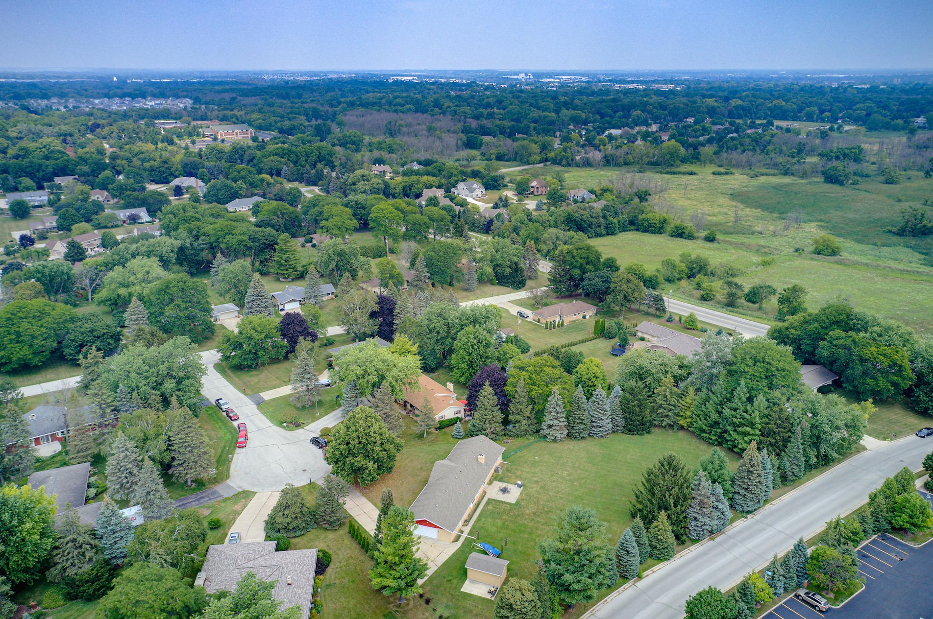 4100 Alpine Cir, Brookfield WI  53005-1410 exterior