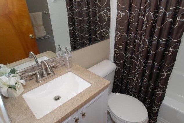 3919 Plankinton Ave, Cudahy WI  53110-1514 exterior