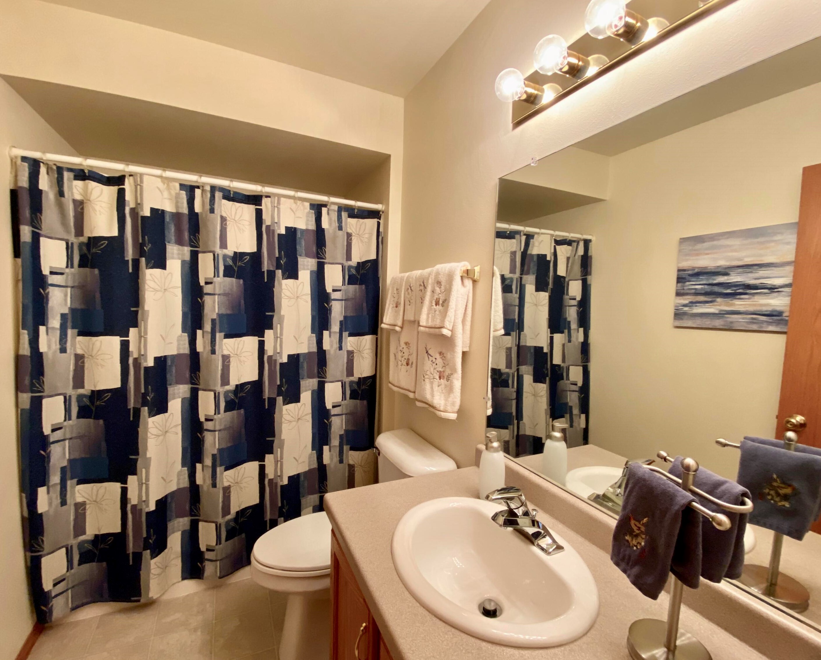 1117 York St, Oak Creek WI  53154-3728 exterior