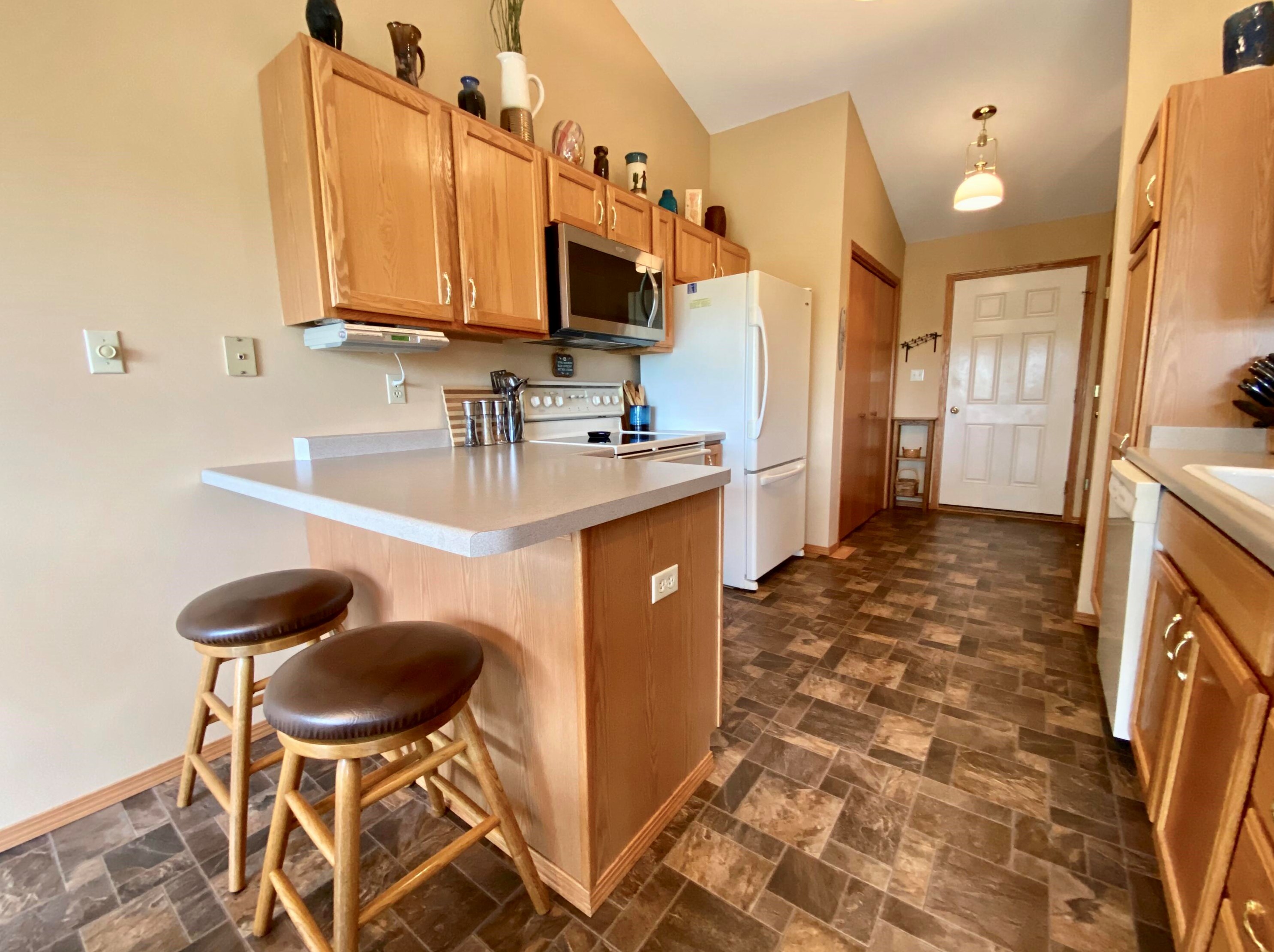 1117 York St, Oak Creek WI  53154-3728 exterior