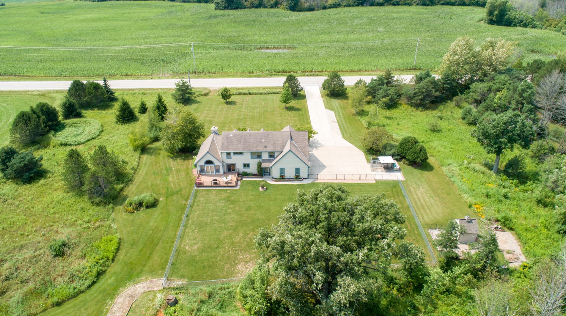 676 County Rd, Grafton WI  exterior